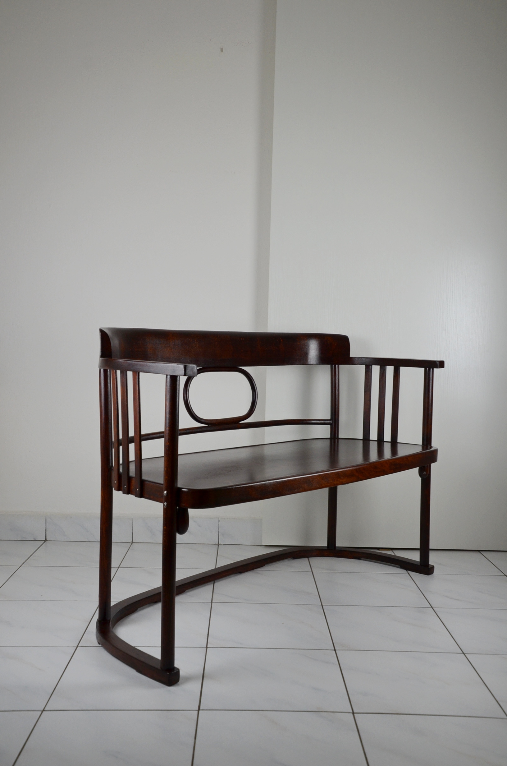 Thonet lavice